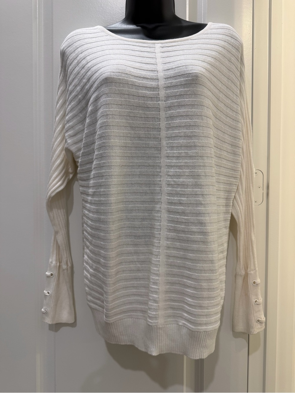 New York & Company NWT Ivory Ribbed Lace Up Cuff Sweater Size M